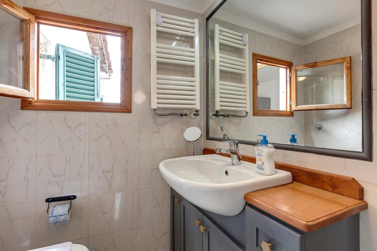 Lezioso, Apartments In Флоренция Екстериор снимка
