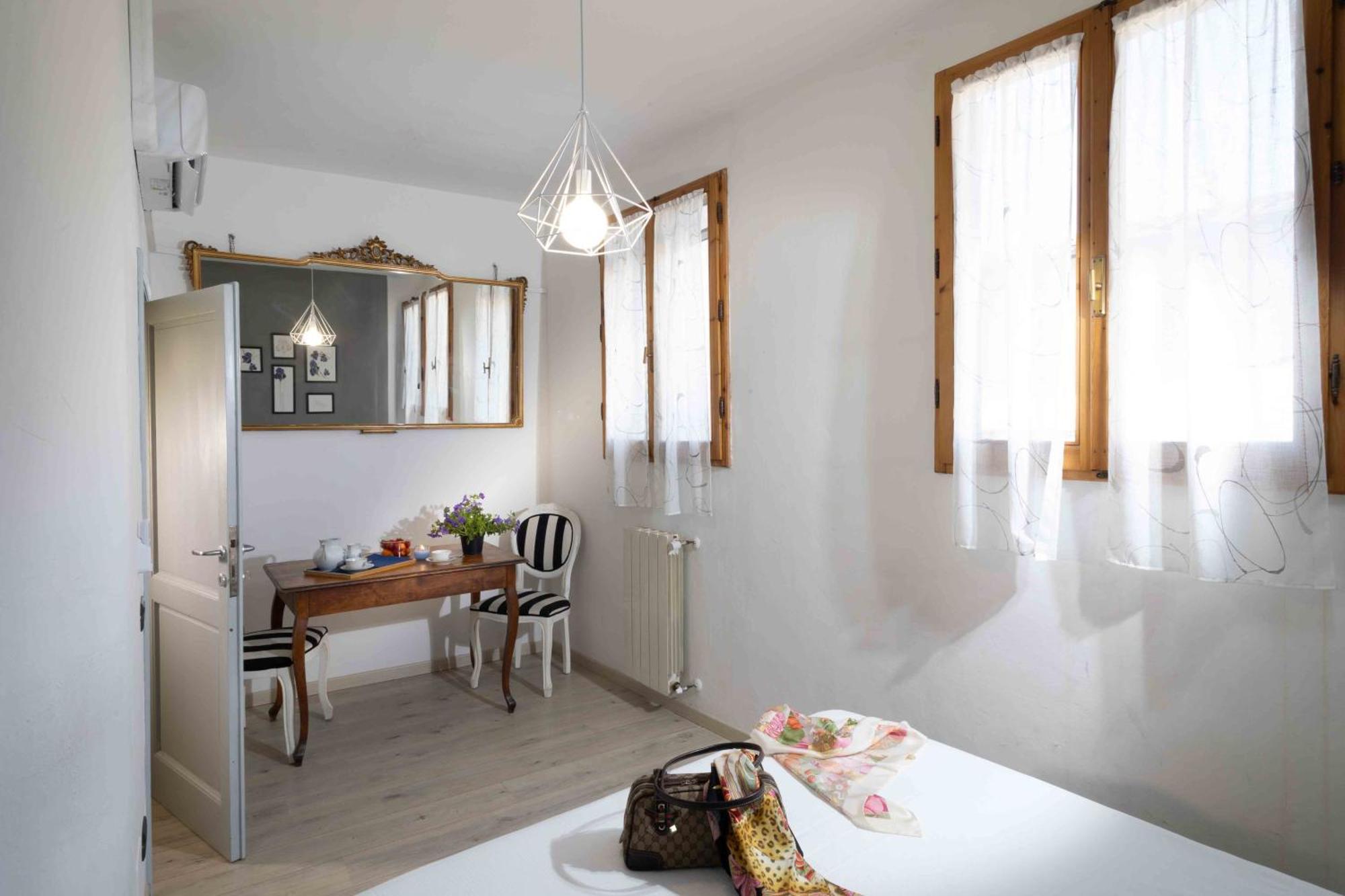 Lezioso, Apartments In Флоренция Екстериор снимка